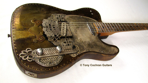 Tony Cochran Derringer guitar #65 angle Picture
