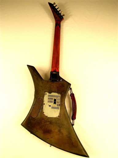 Synchron guitar full back Picture