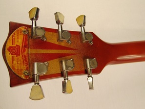 Lidia guitar head back Picture