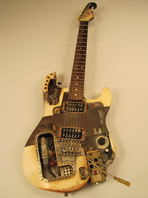 Kamikazecaster guitar full Picture