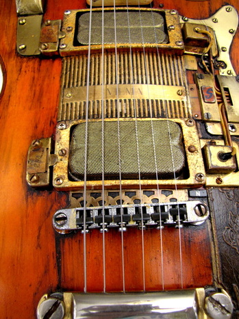 Vilma guitar string detail Picture
