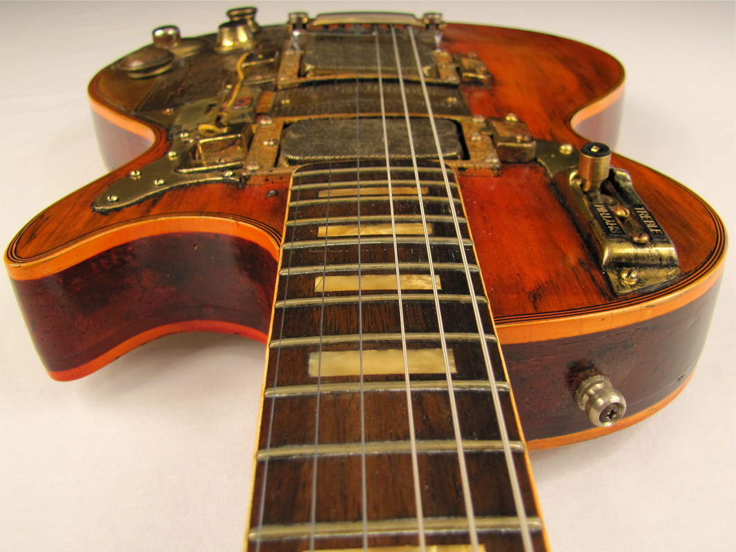 Vilma guitar top edge front Picture