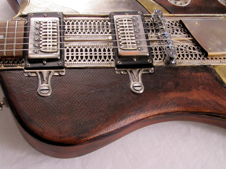 Sandpiper electric guitar leather side Picture
