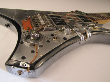 ACME electric guitar angled side Picture