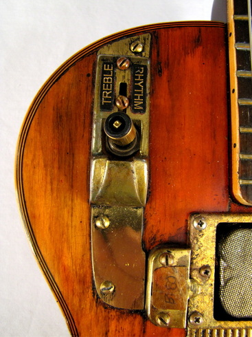 Vilma guitar detail left front Picture