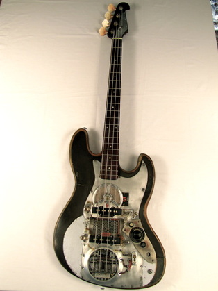 Smashmouth bass guitar full body Picture